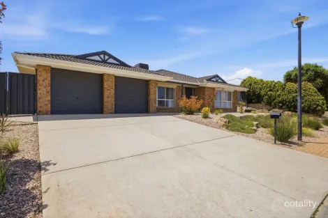 107 Somerset Gr, Craigmore, SA 5114