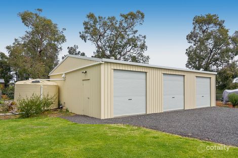 Property photo of 16 Meldrum Loop Bedfordale WA 6112