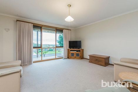 Property photo of 25 Dublin Drive Grovedale VIC 3216