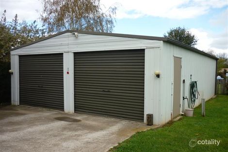 Property photo of 20 Euroka Place Blayney NSW 2799