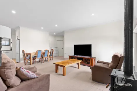 Property photo of 40 Peverill Crescent Wonthaggi VIC 3995