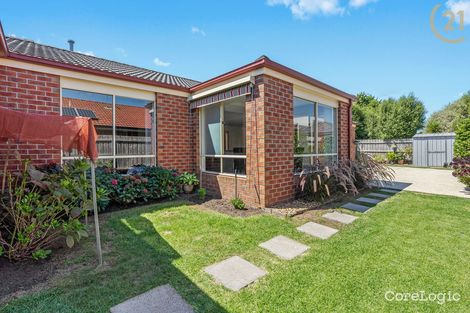 Property photo of 16 Terri-Ester Drive Berwick VIC 3806