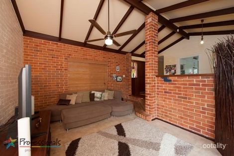 Property photo of 9 Harcourt Place Bull Creek WA 6149