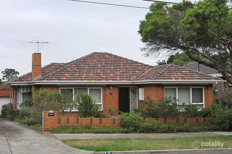 15 Kitson Cres, Airport West, VIC 3042