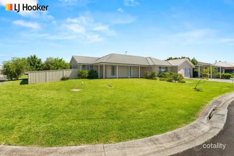 Property photo of 1 Blue Bell Way Worrigee NSW 2540