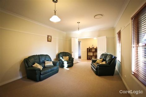 Property photo of 4 Avalon Place Dubbo NSW 2830