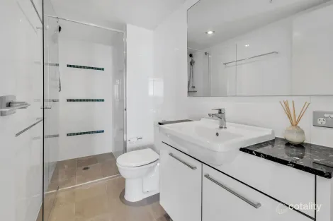 Property photo of 2407/22 Surf Parade Broadbeach QLD 4218