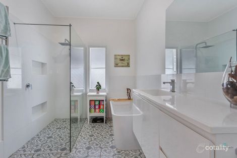 Property photo of 41 Frederick Street Newtown QLD 4305