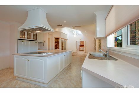 Property photo of 9 Casuarina Court Sale VIC 3850