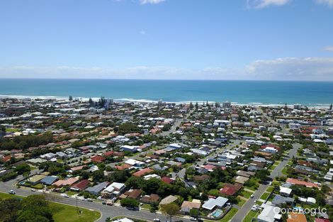 Property photo of 19 Helm Court Mermaid Waters QLD 4218