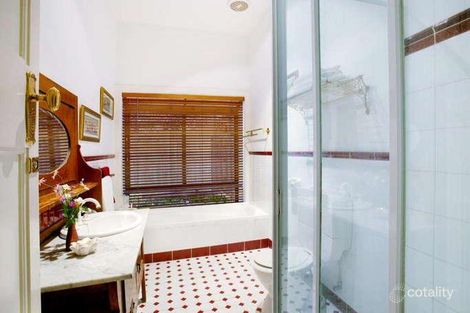 Property photo of 9 Locksley Road Ivanhoe VIC 3079