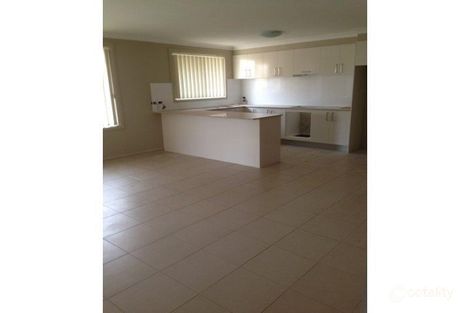 Property photo of 5 Ewan James Drive Glenmore Park NSW 2745