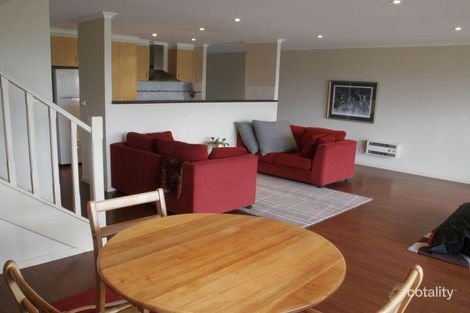 Property photo of 4/34 Leahy Close Narrabundah ACT 2604