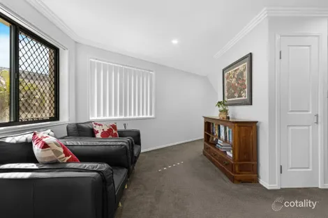 Property photo of 2/33 Elizabeth Street Urangan QLD 4655