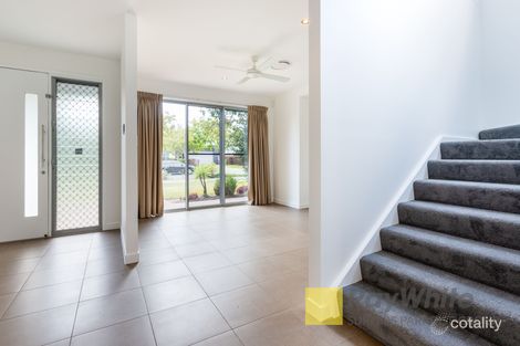 Property photo of 6 Osmium Lane Hope Island QLD 4212