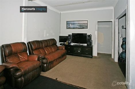 Property photo of 70 King Road Beechboro WA 6063