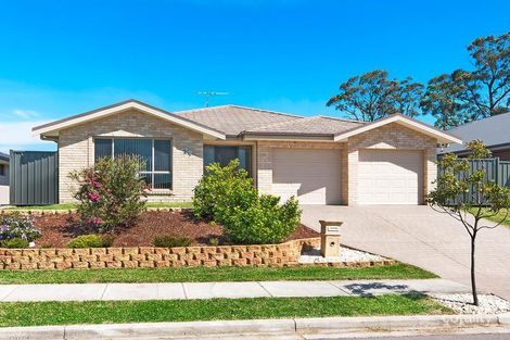 Property photo of 29 Wigeon Chase Cameron Park NSW 2285