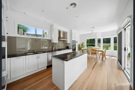 Property photo of 19 Baringa Road Northbridge NSW 2063