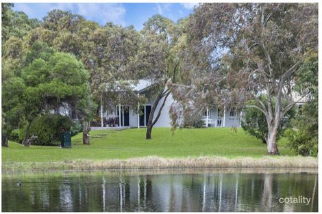 Property photo of 7 Whalers Drive Port Fairy VIC 3284