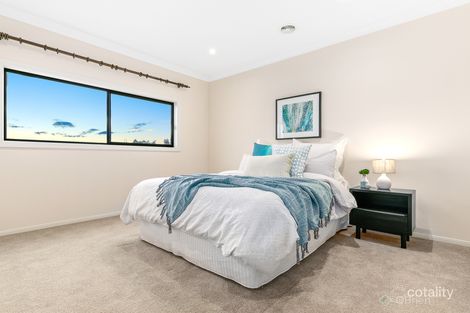 Property photo of 79 Marriott Boulevard Lyndhurst VIC 3975