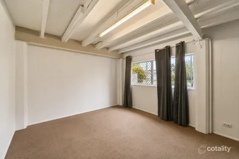 Property photo of 1 Orchid Drive Deception Bay QLD 4508