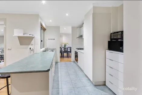 Property photo of 5 Ocean Grove Seabrook VIC 3028