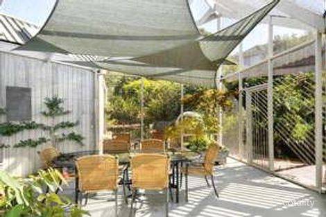 Property photo of 1 Sunray Court Eltham VIC 3095