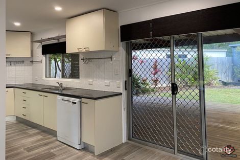 4 Orana Ave, Southport, QLD 4215