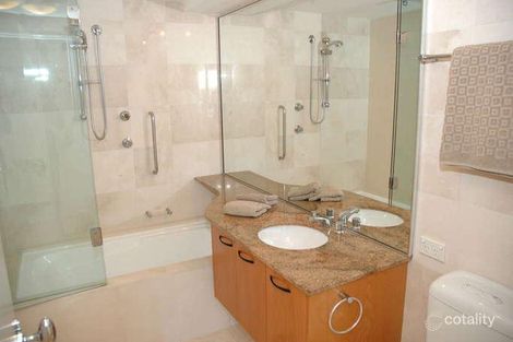 Property photo of 99/7 Rockwall Crescent Potts Point NSW 2011