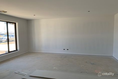 Property photo of 16 Harmony Way Alfredton VIC 3350