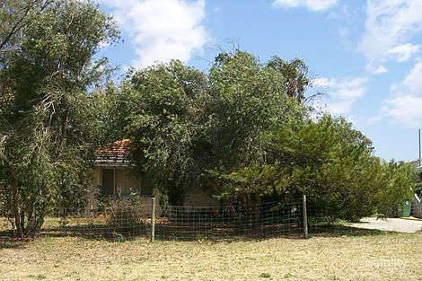 10 Amaroo Ct, Armadale, WA 6112