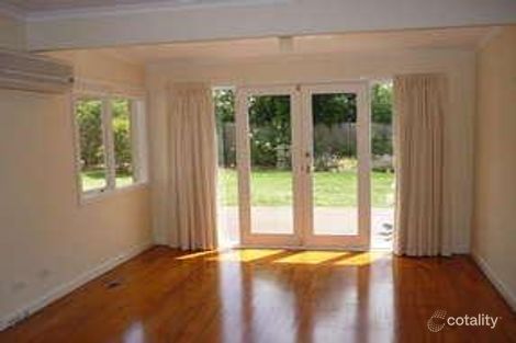 Property photo of 28 Devon Drive Blackburn North VIC 3130