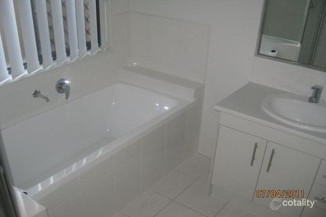 Property photo of 34 Kondalilla Place Fitzgibbon QLD 4018