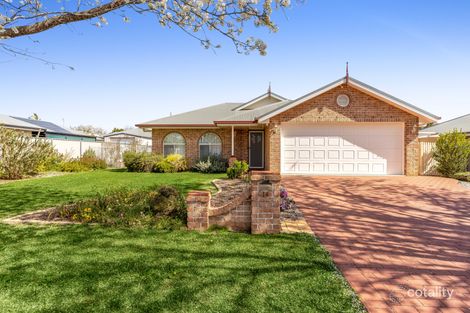 Property photo of 14 Elvery Court Middle Ridge QLD 4350