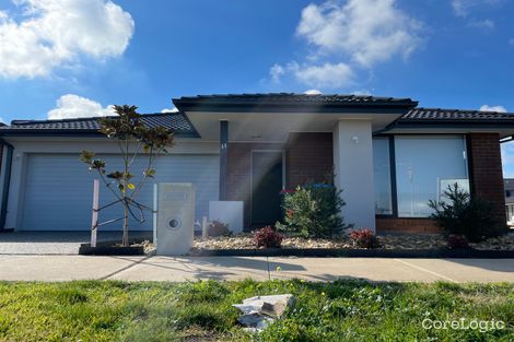 Property photo of 31 Hirami Avenue Tarneit VIC 3029