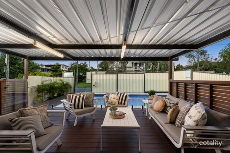 Property photo of 15 Dooloo Crescent Ferny Hills QLD 4055