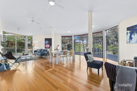 Property photo of 21 Riordan Street Fadden ACT 2904