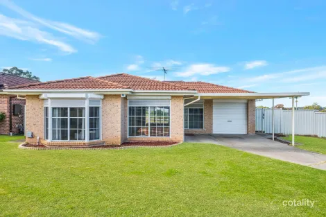 Property photo of 3 Duck Place Hinchinbrook NSW 2168