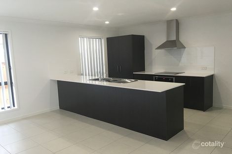 Property photo of 36 Mieka Crescent Pimpama QLD 4209