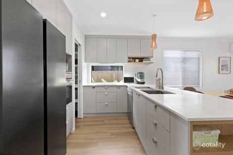 Property photo of 15 Chester Crescent Andergrove QLD 4740