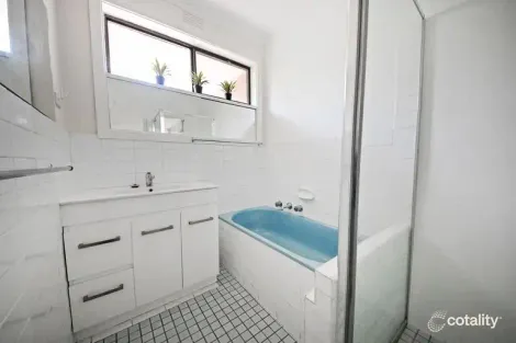 Property photo of 1/396 Springvale Road Glen Waverley VIC 3150