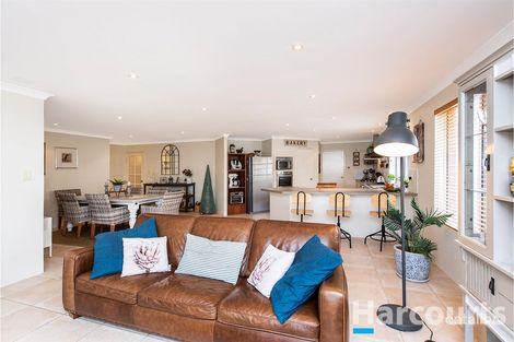 Property photo of 15 Alba Pass Halls Head WA 6210