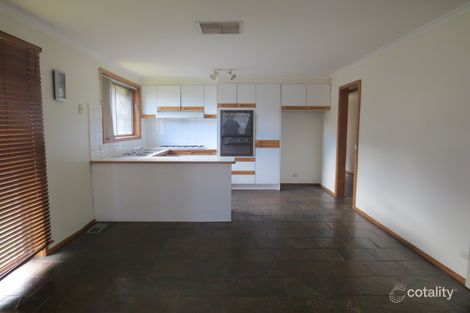 6 Pickworth Dr, Mill Park, VIC 3082