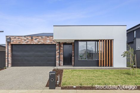 75 Black Swan Dr, St Leonards, VIC 3223
