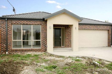 Property photo of 4 Rattray Court Altona Meadows VIC 3028