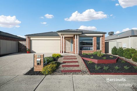 28 Warbler St, Pakenham, VIC 3810