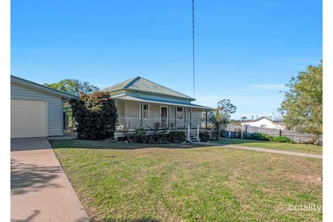211 PRATTEN ST, WARWICK, QLD 4370