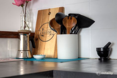 Property photo of 2/21 Mathoura Street Midland WA 6056