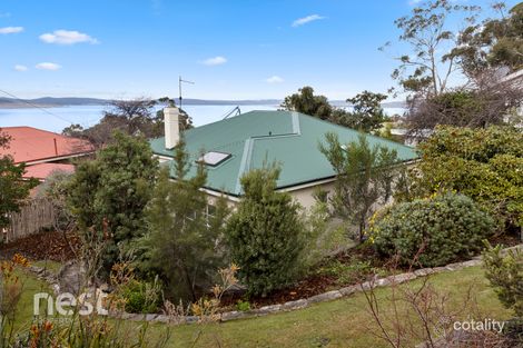 Property photo of 14 Stewart Crescent Taroona TAS 7053