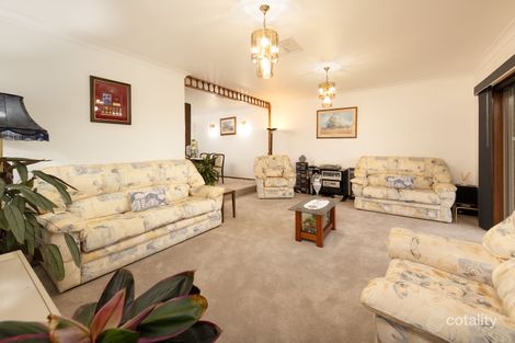 Property photo of 19 Binder Crescent Wodonga VIC 3690